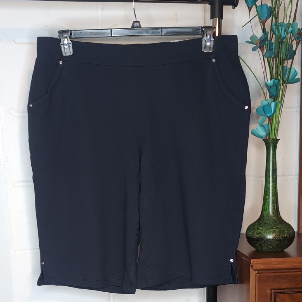 NWT Lane Bryant Women's Black Shorts